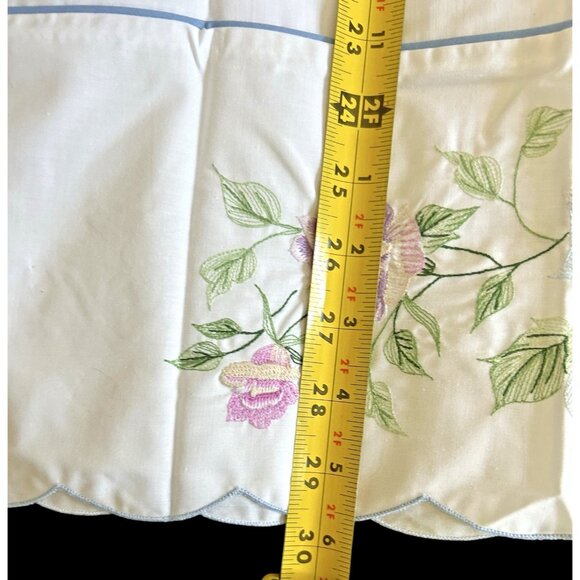 Embroidered Standard Pillowcase Set 2 Fieldcrest Fine Combed Percale New OS - Picture 4 of 11